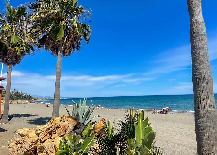 Modern Apartment With Terrace - 2 Min From The Beach