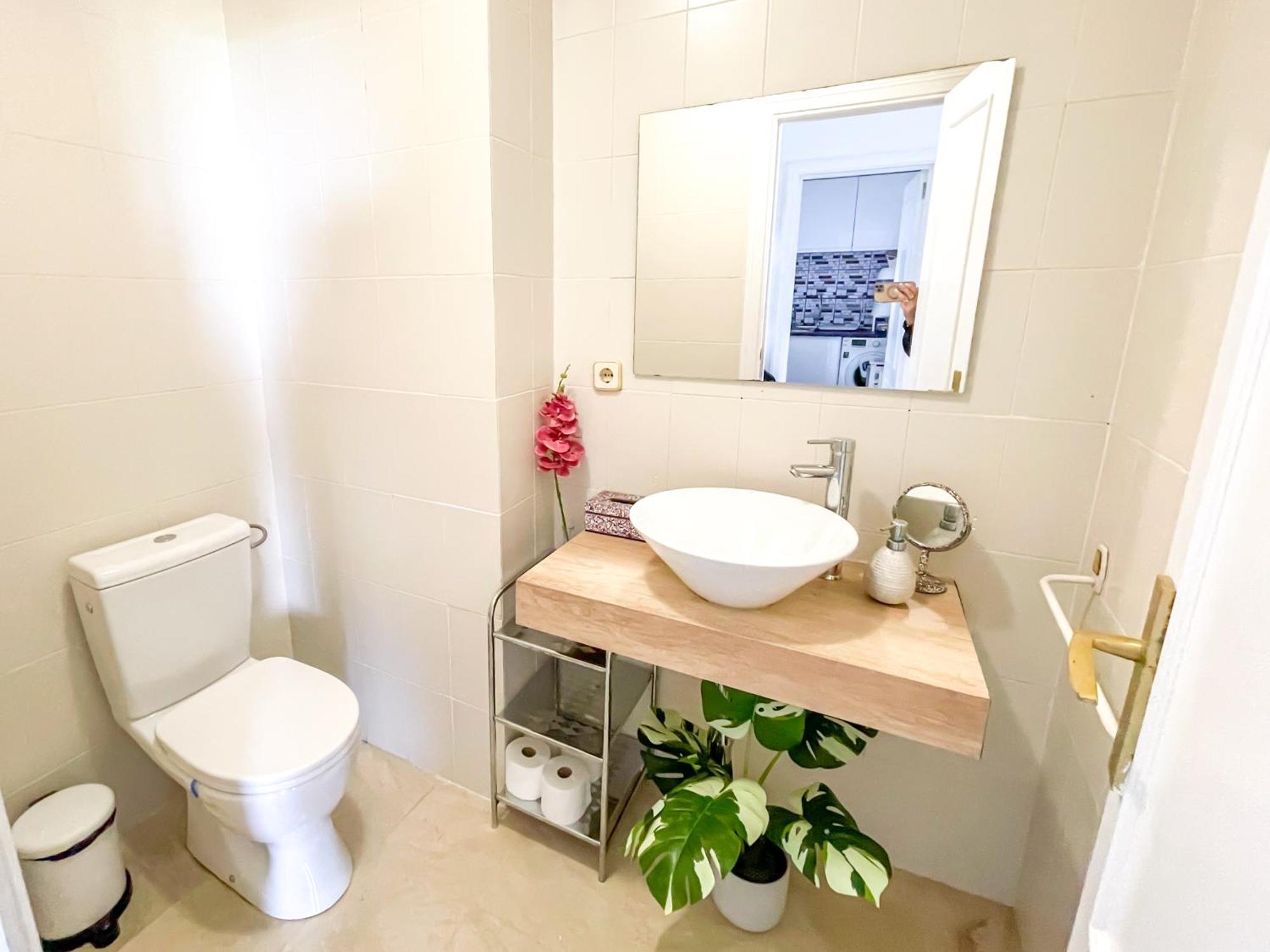 Apartamento Modern With Terrace - 2 Min From The