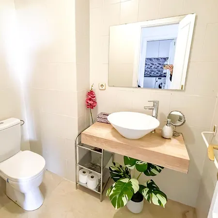 Modern Apartment With Terrace - 2 Min From The Beach Estepona Exterior photo