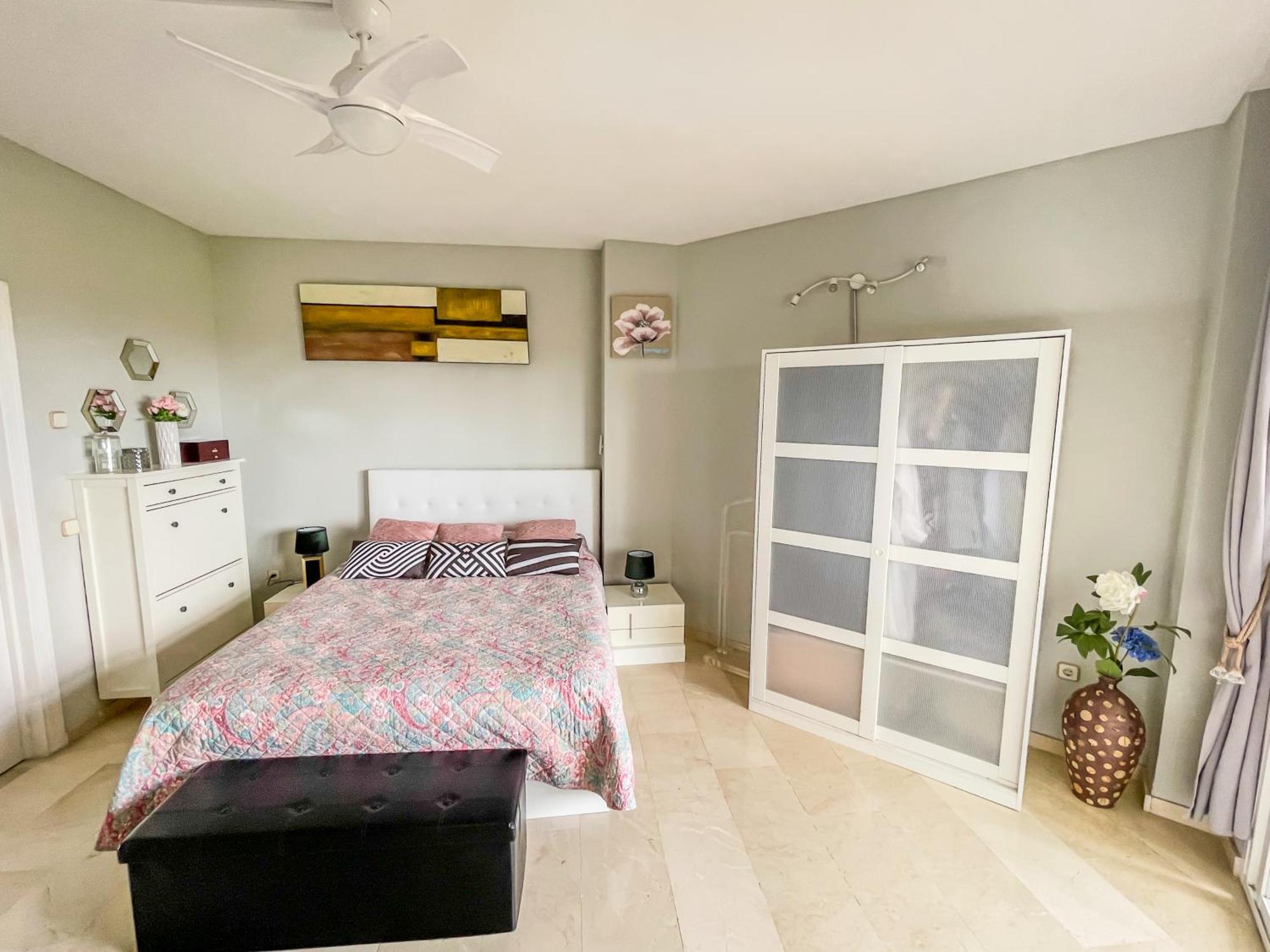 Apartament Modern With Terrace - 2 Min From The *